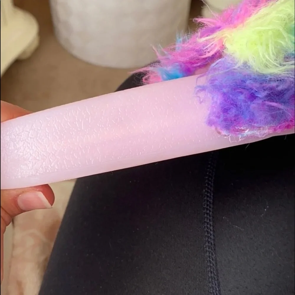 Steve Madden light up unicorn color flip flop furry sandals